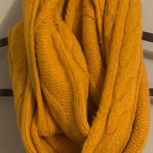 Yellow infinity scarf